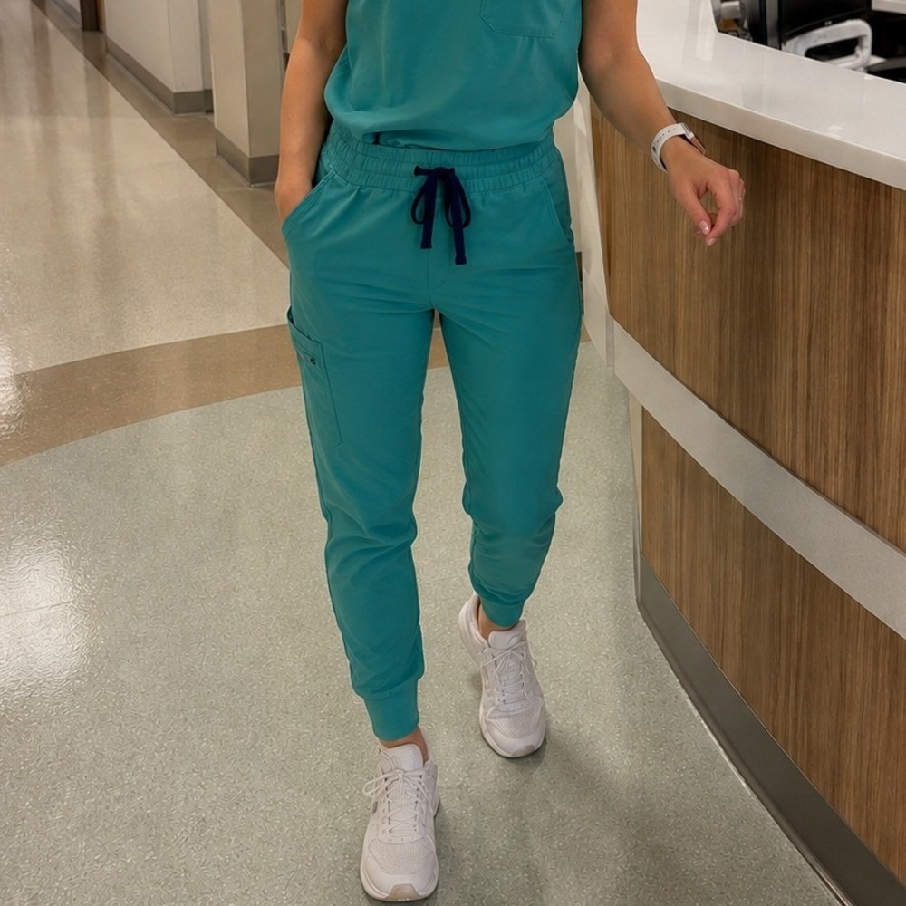 FIGS Technical Collection Teal Green Jogger Scrub Pants Small Petite